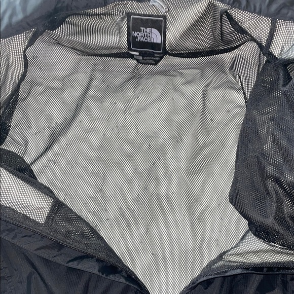 The North Face Black Raincoat with Hood and Water-Resistant Finish - Picture 10 of 11